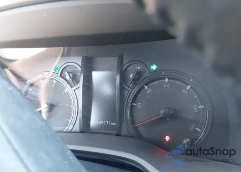 2020 Toyota 4Runner Sr5/Sr5 Premium/Limited/Night Shade z USA, uszkodzony, nr VIN JTEZU5JR9L5214719